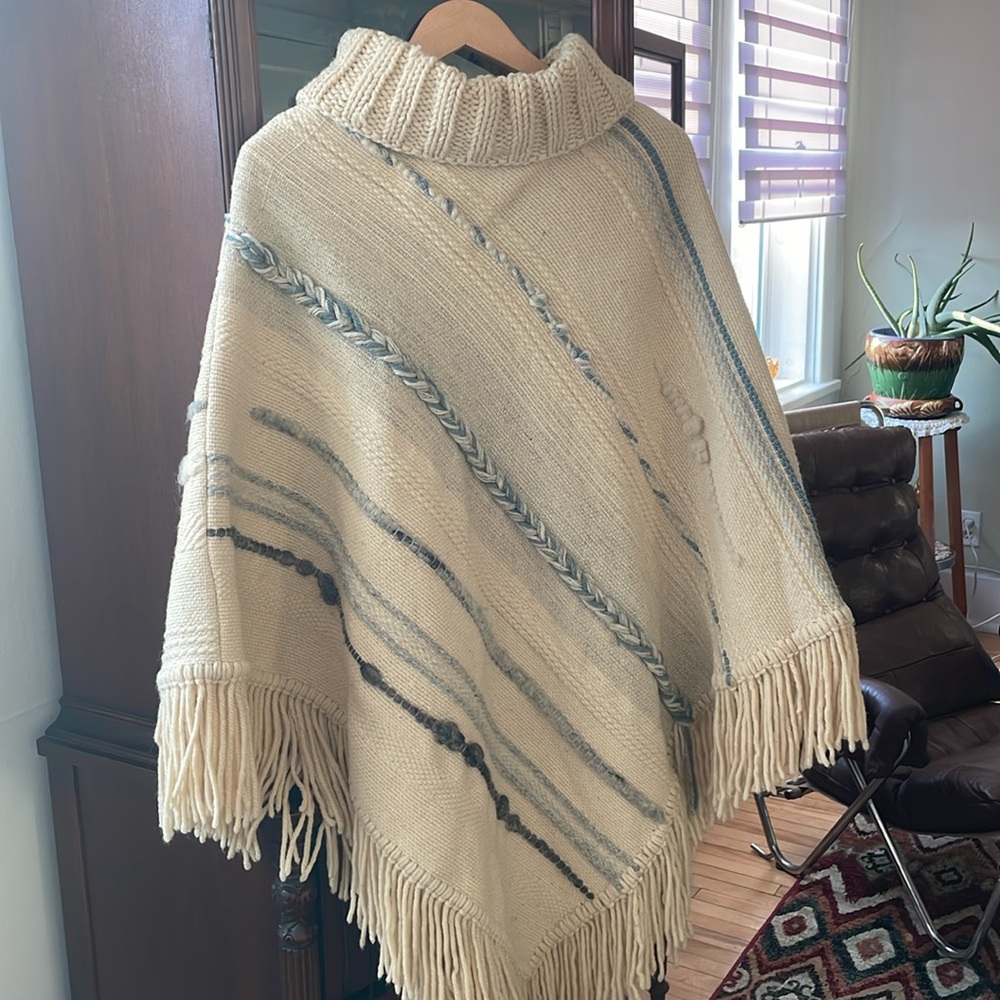 Fringed Heavy Knit Wool Poncho - Picture 2 of 6